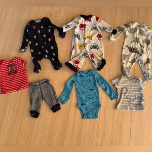 CARTER’S Baby 7 Piece Assorted Bundle, Multicolour, Newborn.